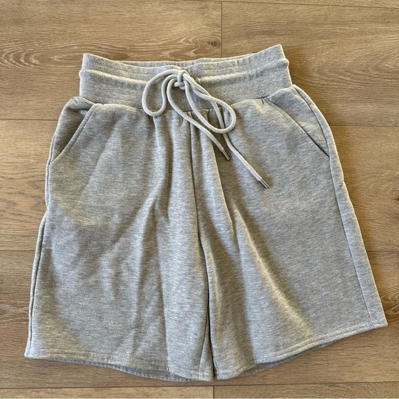 Alo High Waist Easy Sweat Short S Gray - Picture 1 of 5